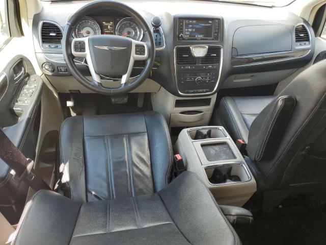 Photo 8 from auction – 2014 CHRYSLER TOWN & COU with VIN 2C4RC1BG9ER214884