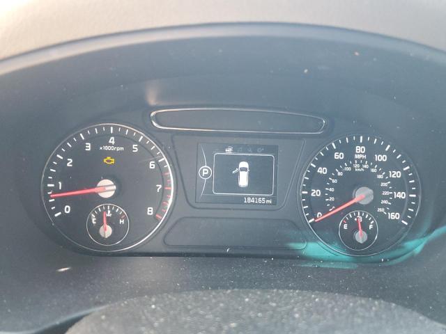 Photo 9 from auction – 2016 KIA SORENTO EX with VIN 5XYPH4A51GG046384