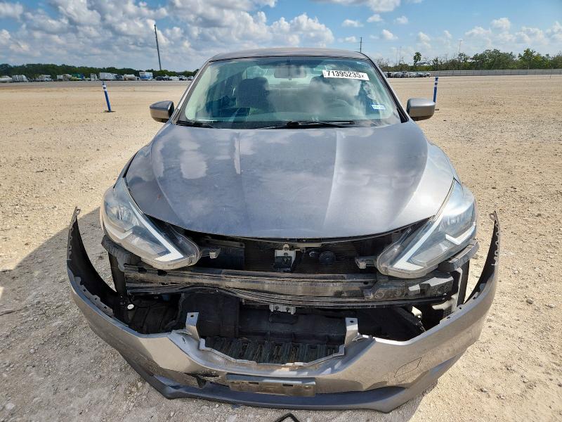 Photo 5 from auction – 2017 NISSAN SENTRA S with VIN 3N1AB7AP2HL713034