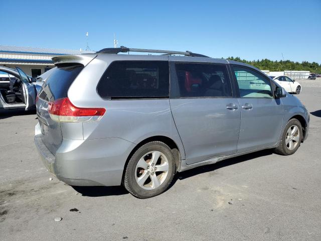 Photo 3 from auction – 2011 TOYOTA SIENNA LE with VIN 5TDKK3DC7BS031089