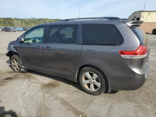 Photo 2 from auction – 2011 TOYOTA SIENNA LE with VIN 5TDKK3DC1BS141779