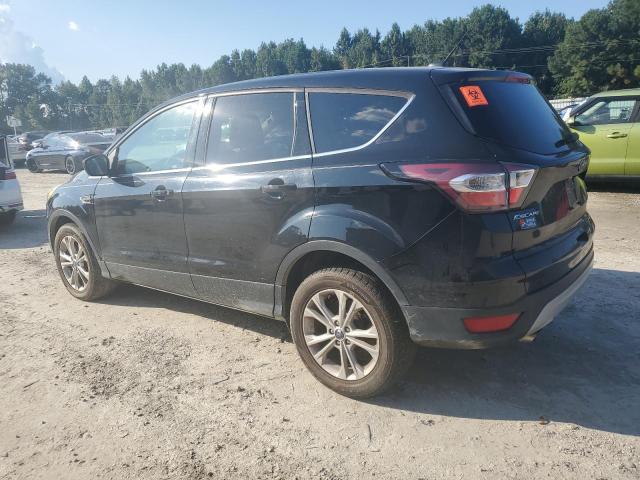 Photo 2 from auction – 2017 FORD ESCAPE SE with VIN 1FMCU0GD5HUA60298