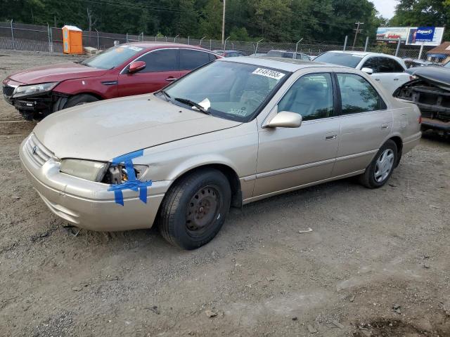 TOYOTA CAMRY CE 1998 with VIN JT2BF22K8W0121586 - Photo from auction