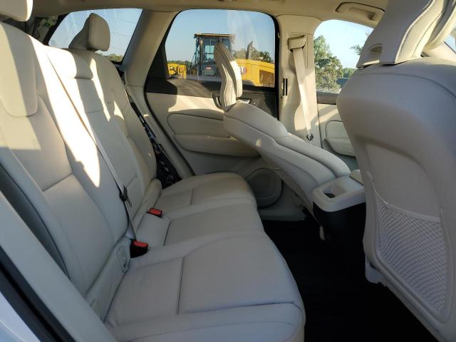 Photo 11 from auction – 2022 VOLVO XC60 with VIN YV4L12DK3N1962163