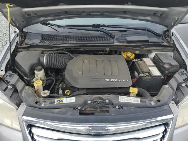 Photo 12 from auction – 2014 CHRYSLER TOWN & COU with VIN 2C4RC1BG2ER342321
