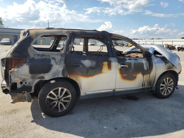 Photo 3 from auction – 2015 NISSAN PATHFINDER S with VIN 5N1AR2MNXFC677152