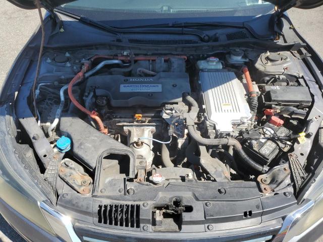 Photo 11 from auction – 2015 HONDA 1800 with VIN 1HGCR6F30FA003444