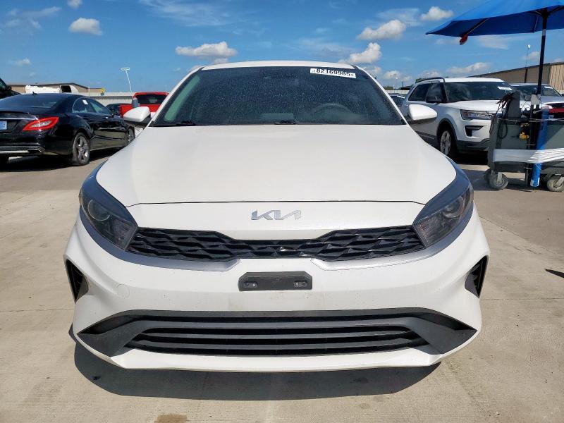 Photo 5 from auction – 2023 KIA FORTE LX with VIN 3KPF24AD7PE674001