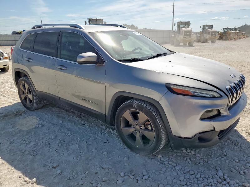 Photo 4 from auction – 2015 JEEP CHEROKEE L with VIN 1C4PJLCB3FW793343