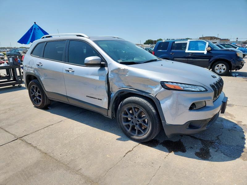 Photo 4 from auction – 2017 JEEP CHEROKEE with VIN 1C4PJLCB5HW503087