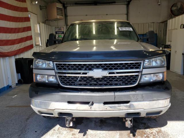 Photo 5 from auction – 2005 CHEVROLET SILVERADO with VIN 1GCHK29U85E111422