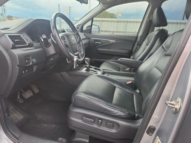 Photo 7 from auction – 2017 HONDA RIDGELINE with VIN 5FPYK3F58HB002634