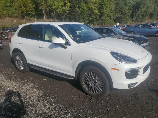 Photo 4 from auction – 2016 PORSCHE CAYENNE S with VIN WP1AB2A23GLA93744