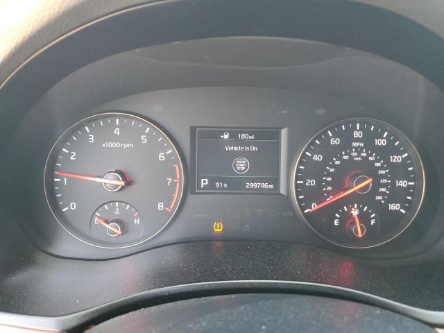 Photo 9 from auction – 2017 KIA CADENZA PR with VIN KNALB4J18H5037587