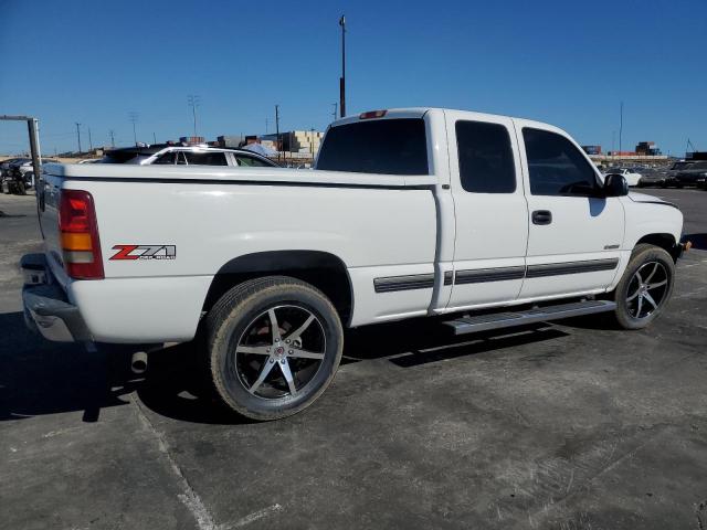 Photo 3 from auction – 2000 CHEVROLET SILVERADO with VIN 1GCEK19T9YE176689