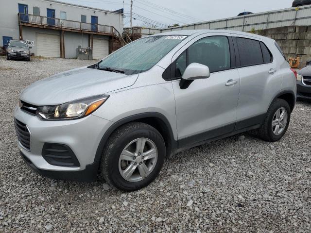CHEVROLET TRAX LS 2022 with VIN KL7CJNSM2NB552289 - Photo from auction