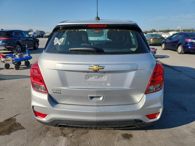 Photo 6 from auction – 2018 CHEV TRAX LS with VIN KL7CJKSB9JB723076