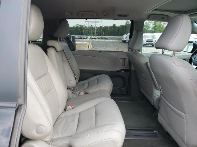 Photo 11 from auction – 2017 TOYOTA SIENNA with VIN 5TDYZ3DC8HS830233