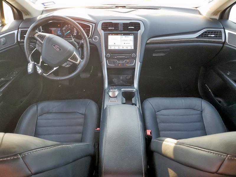 Photo 8 from auction – 2017 FORD FUSION SE with VIN 3FA6P0HD4HR157142