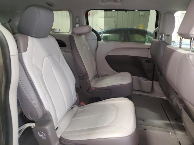 Photo 11 from auction – 2018 CHRYSLER PACIFICA T with VIN 2C4RC1BG9JR111734