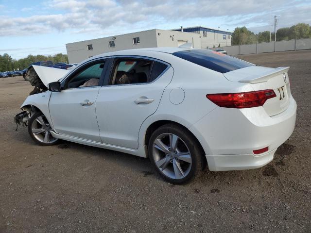 Photo 2 from auction – 2013 ACURA ILX 24 PRE with VIN 19VDE2E51DE400478