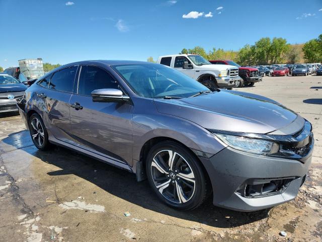 Photo 4 from auction – 2016 HONDA CIVIC TOUR with VIN 19XFC1F97GE031728