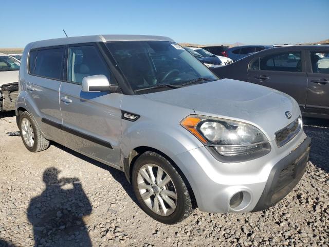 Photo 4 from auction – 2013 KIA SOUL with VIN KNDJT2A53D7767176