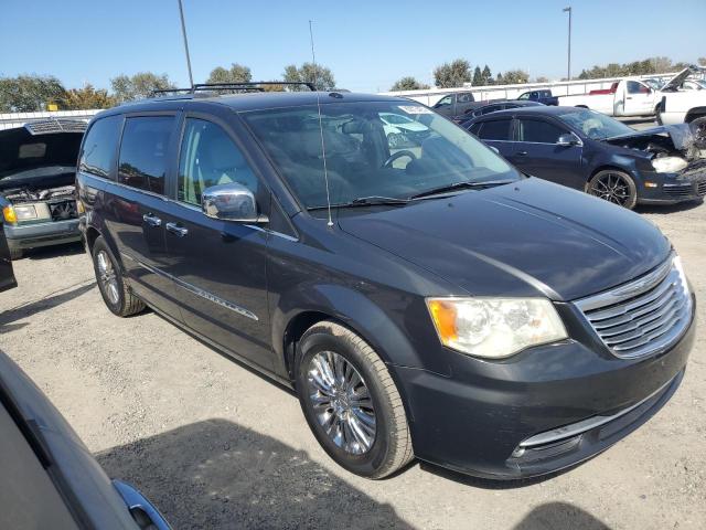 Photo 4 from auction – 2011 CHRYSLER TOWN & COU with VIN 2A4RR6DGXBR698014