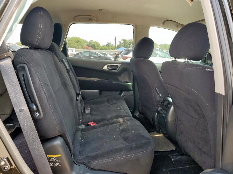 Photo 11 from auction – 2016 NISSAN PATHFINDER with VIN 5N1AR2MN4GC670506