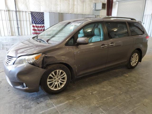 TOYOTA SIENNA XLE 2011 with VIN 5TDYK3DC4BS067297 - Photo from auction