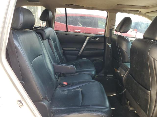 Photo 11 from auction – 2012 TOYOTA HIGHLANDER with VIN 5TDBK3EH9CS134123
