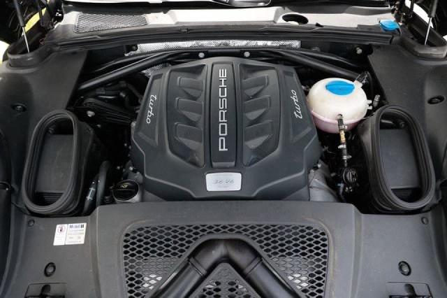 Photo 7 from auction – 2017 PORSCHE MACAN TURB with VIN WP1AF2A56HLB60742