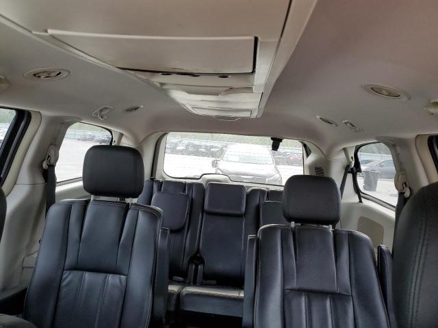 Photo 10 from auction – 2013 CHRYSLER TOWN & COU with VIN 2C4RC1BG6DR547820