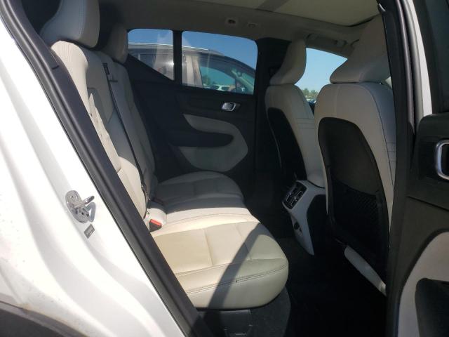Photo 11 from auction – 2023 VOLVO XC40 PLUS with VIN YV4L12UN5P2014287