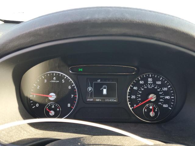 Photo 9 from auction – 2016 KIA SORENTO LX with VIN 5XYPGDA35GG035681