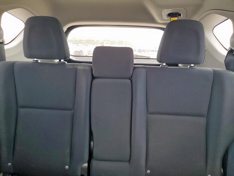 Photo 10 from auction – 2016 TOYOTA RAV4 LE with VIN 2T3BFREV9GW493134