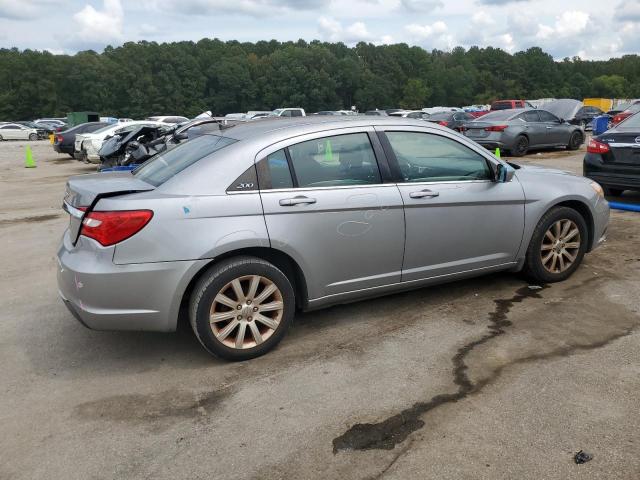 Photo 3 from auction – 2013 CHRYSLER 200 TOURIN with VIN 1C3CCBBB1DN763639