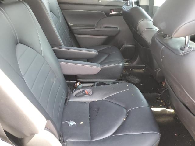 Photo 11 from auction – 2023 TOYOTA HIGHLANDER with VIN 5TDKDRBH3PS505445