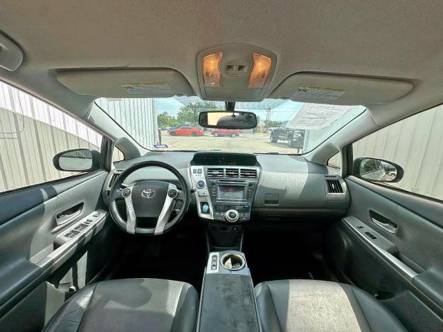 Photo 9 from auction – 2014 TOYOTA PRIUS V with VIN JTDZN3EU8E3333977
