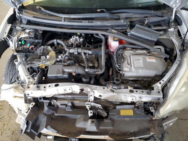 Photo 11 from auction – 2012 TOYOTA PRIUS C with VIN JTDKDTB36C1525259