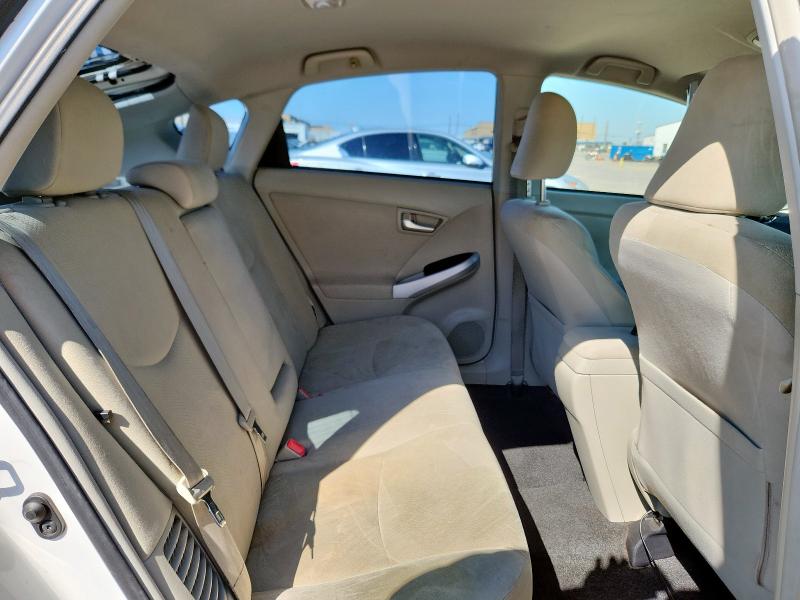 Photo 10 from auction – 2013 TOYOTA PRIUS with VIN JTDKN3DU0D5569500
