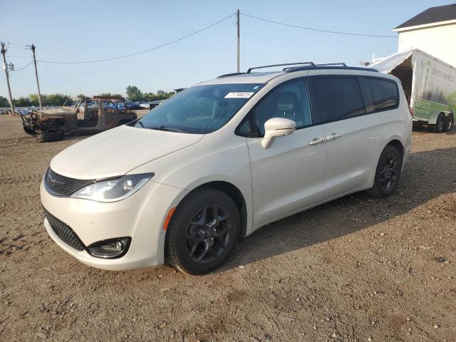 CHRYSLER PACIFICA LIMITED 2019 with VIN 2C4RC1GG6KR617614 - Photo from auction
