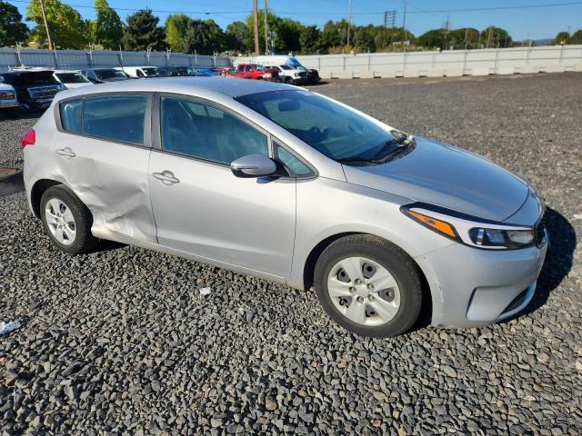 Zdjęcie 4 z aukcji – 2018 KIA FORTE LX z VIN KNAFK5A80J5772649
