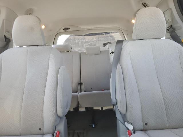 Photo 10 from auction – 2012 TOYOTA SIENNA LE with VIN 5TDKK3DC1CS219527