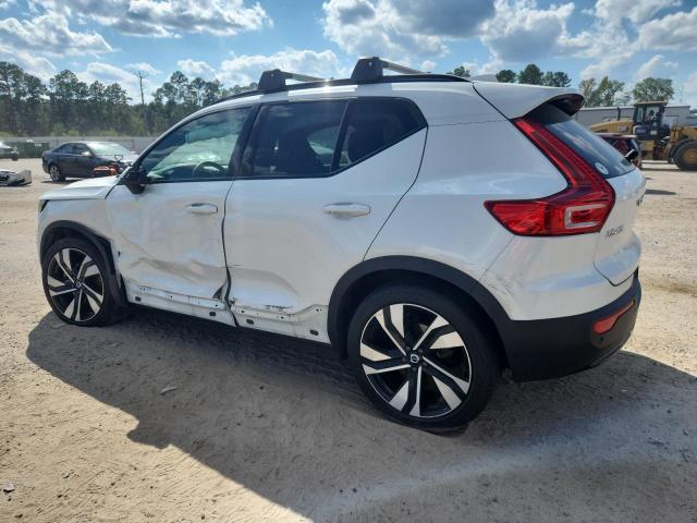 Photo 2 from auction – 2023 VOLVO XC40 PLUS with VIN YV4L12UW2P2049894