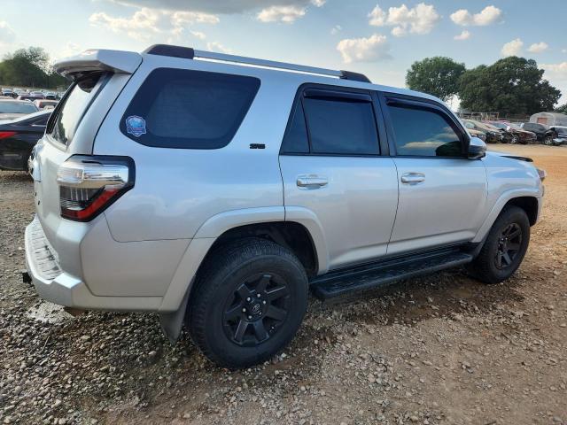Photo 3 from auction – 2014 TOYOTA 4RUNNER SR with VIN JTEZU5JR5E5068211