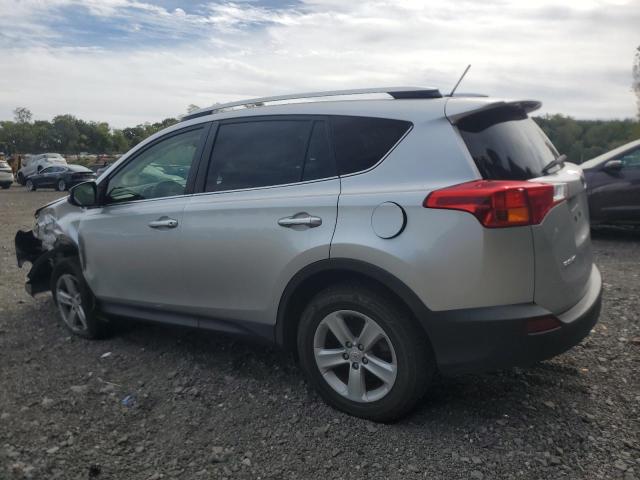 Photo 2 from auction – 2013 TOYOTA RAV4 XLE with VIN JTMRFREV4DD028221