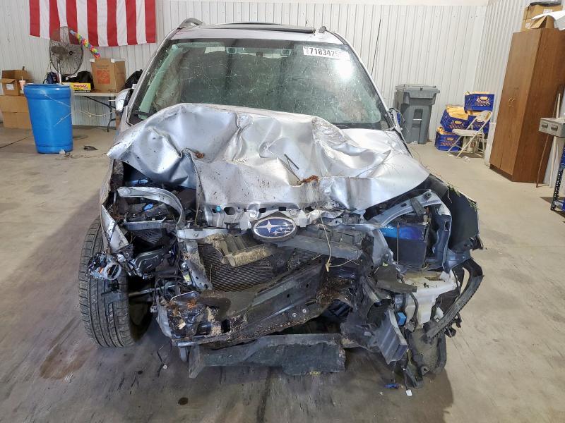 Photo 5 from auction – 2017 SUBARU FORESTER 2 with VIN JF2SJAWC1HH479475