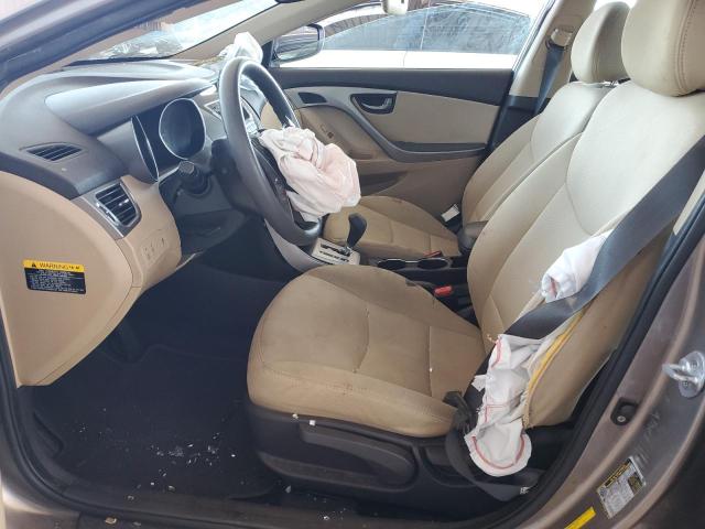 Photo 7 from auction – 2012 HYUNDAI ELANTRA GL with VIN 5NPDH4AE7CH094977