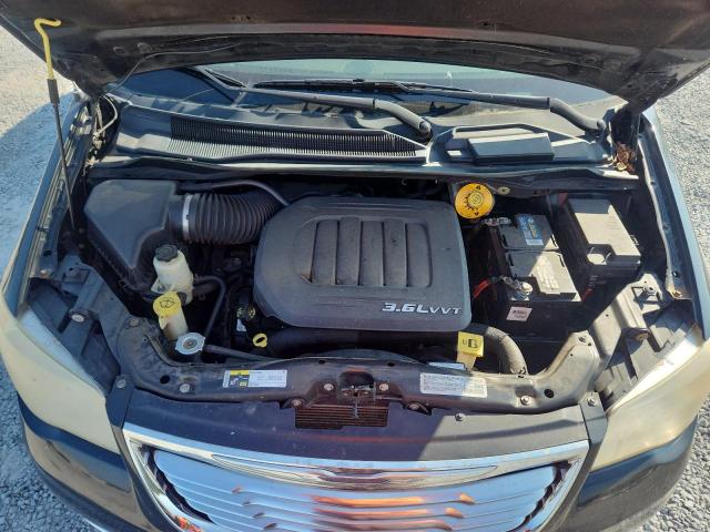 Photo 12 from auction – 2014 CHRYSLER TOWN & COU with VIN 2C4RC1BG6ER343150